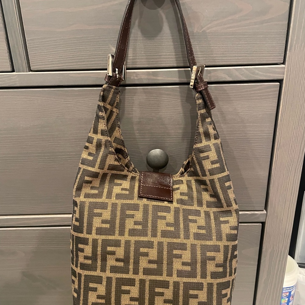Vintage Fendi shoulder Bag - Picture 4 of 6